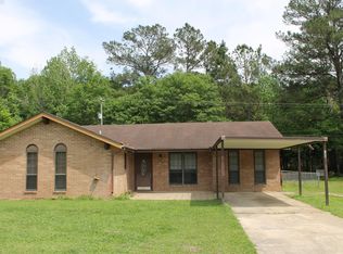 111 Azalea Ave, Deridder, LA 70634