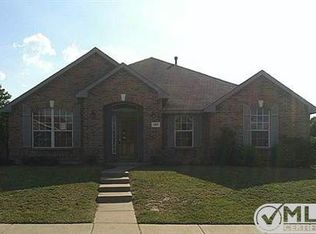 1311 Falcon Hollow Ln, Cedar Hill, TX 75104