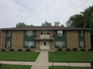 1765 15th Ave APT 5, Kenosha, WI 53140