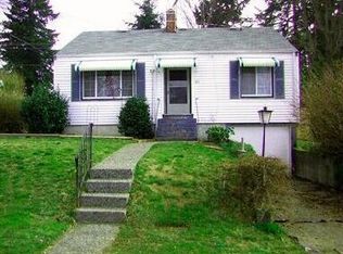 3208 Herren Ave, Bremerton, WA 98310