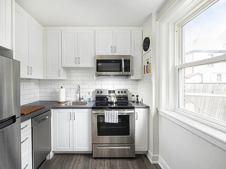 86 Tisdale St S #3 — Photo 8