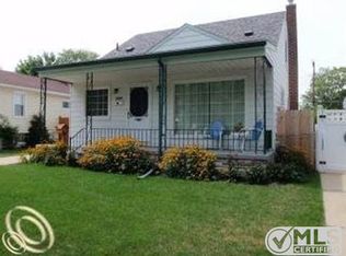 6836 Polk St, Taylor, MI 48180