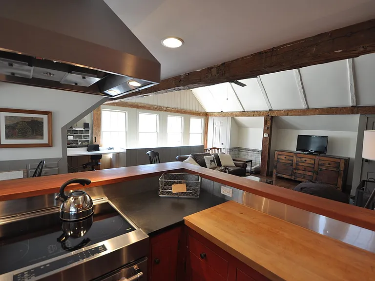 7190 Main St — Photo 22