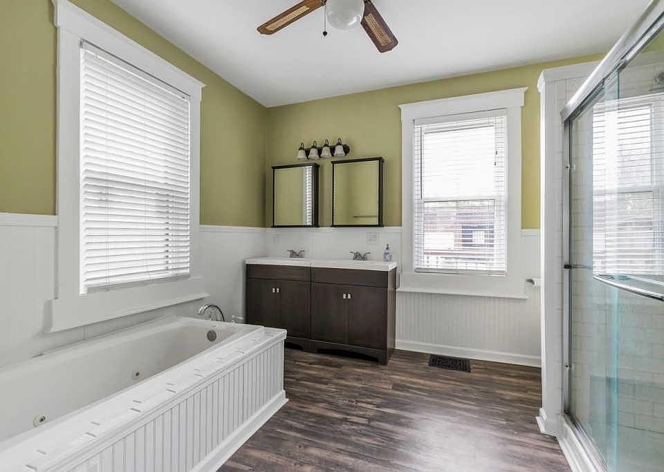 1st image of 2719 Hackberry St #1