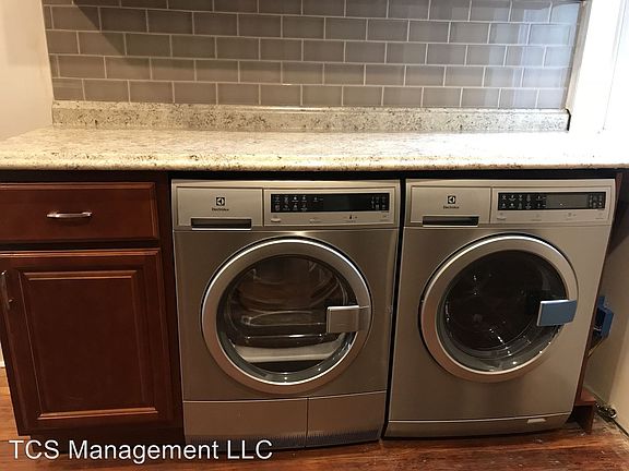 5th image of 3015 Richmond St APT 1