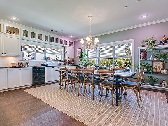 5th image of 2322 Venado Dr