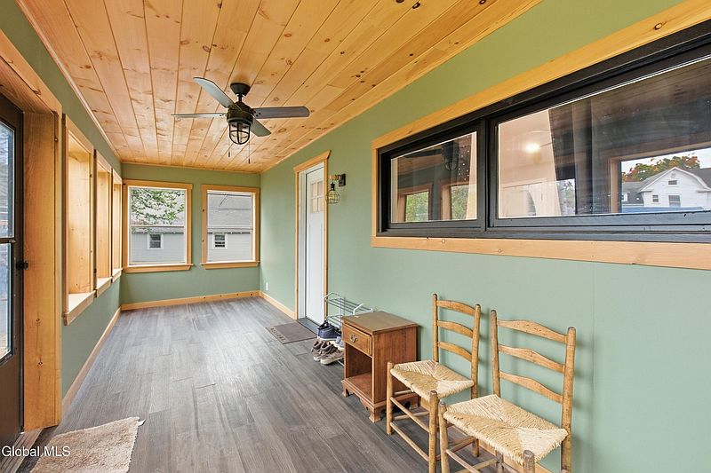 4th image of 51 E Hill Road