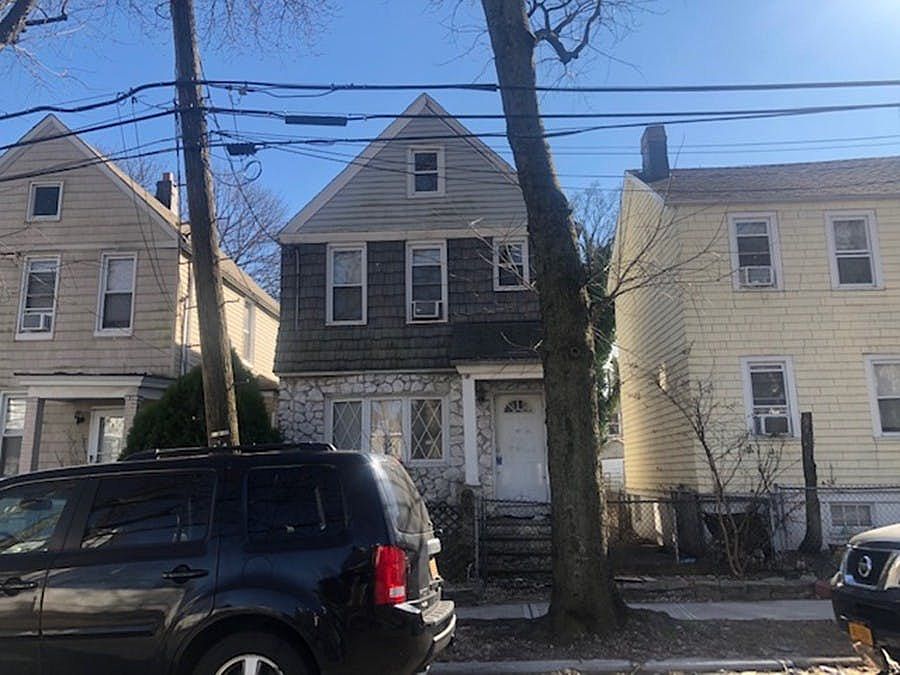 1st image of 42 Hudson St