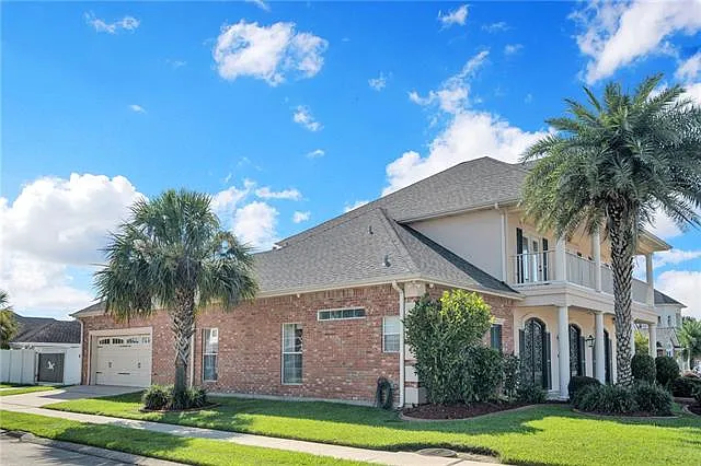 5 bed, 3.0 bath, 3471 sqft, $6,000 — Photo 3