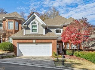404 Brookview Cir NW, Sandy Springs, GA 30339