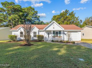 126 Broadleaf Dr, Jacksonville, NC 28546