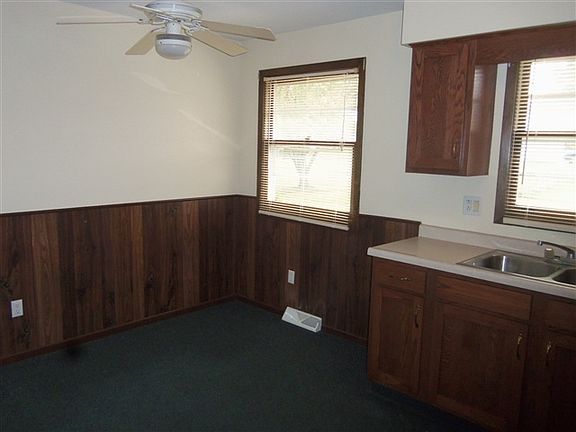 5th image of 2705 Kellogg Ave
