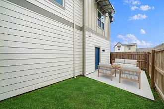 Country Lane Townhomes — Photo 14