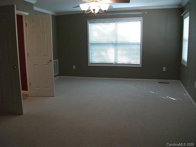 2nd image of 10115 Elmsbrook Ln