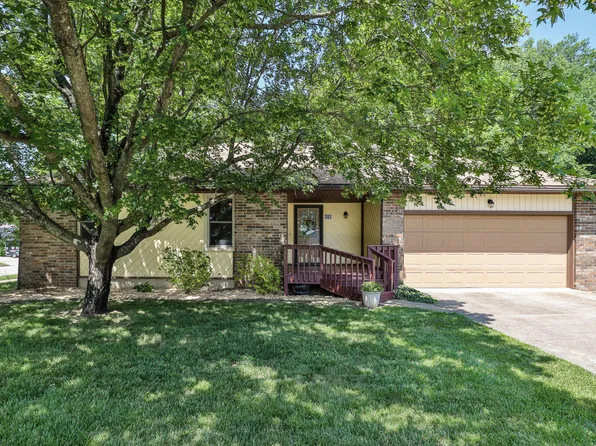 327 S Dove Valley Avenue, Springfield, MO 65802