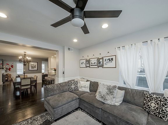 3rd image of 3059 N Menard Ave