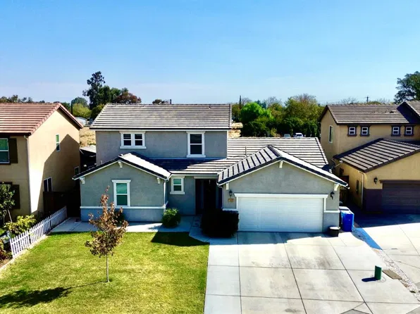 1425 Tevin Way, Madera, CA 93637