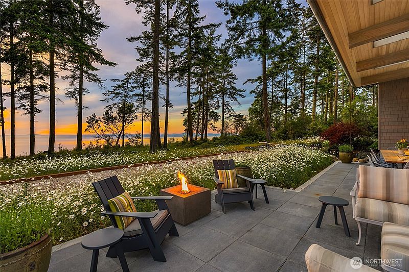 3rd image of 4065 E Sequim Bay Rd #14