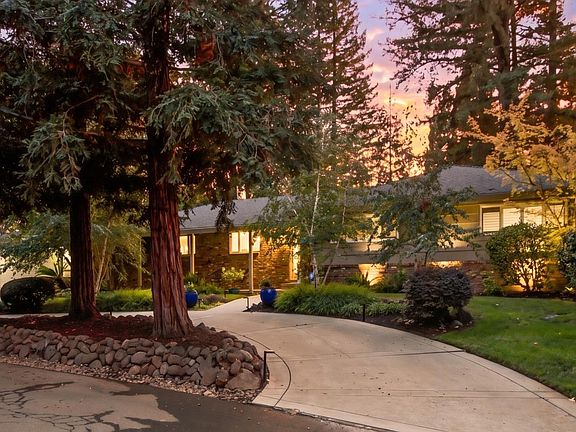 4th image of 4325 Prospect Dr