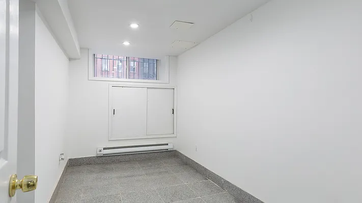 Rented by Nooklyn NYC LLC | media 26