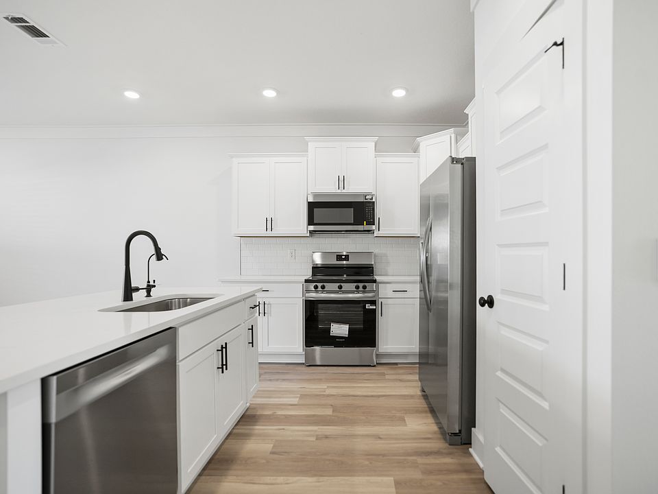 1st image of 105 Foxtail Way