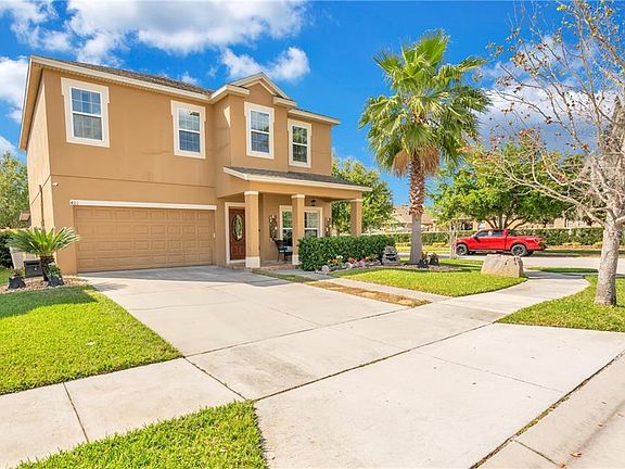 2nd image of 401 Rock Springs Cir