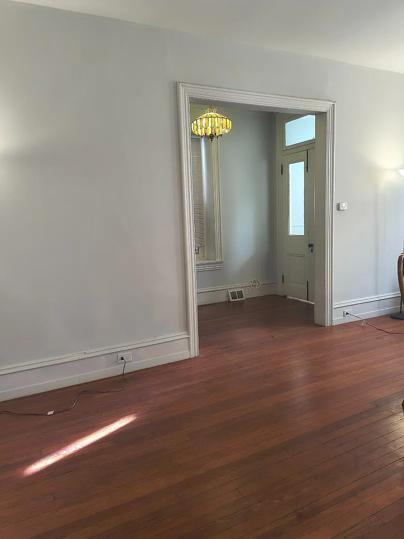 6845 Germantown Avenue - Front Unit — Photo 2