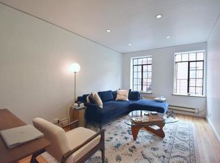 27 Bedford St #3, New York, NY 10014