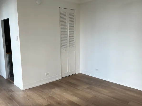 516 East 78th Street image 3 of 12