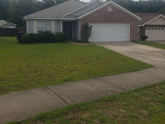2nd image of 4555 Deslin Dr