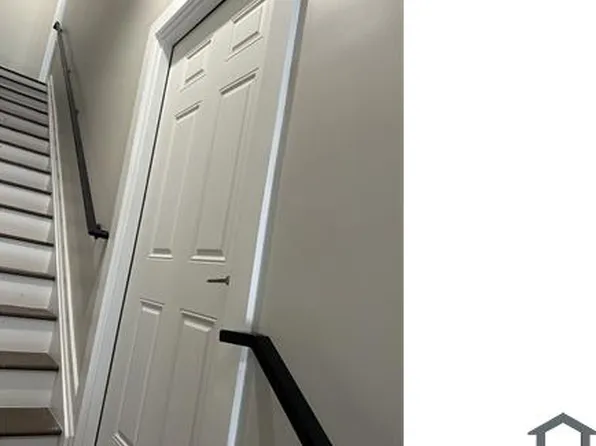 852 N 41st St #3, Philadelphia, PA 19104