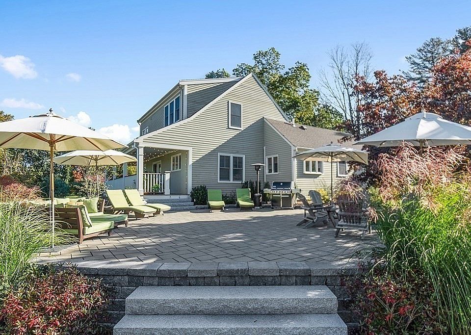 1 Chestnut Ln, Littleton, MA 01460 | Zillow