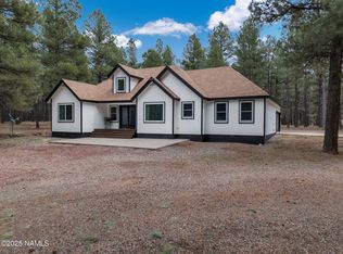 389 N Laramy Ln, Parks, AZ 86018