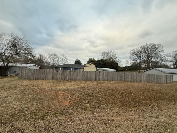 5021 River Rd, Mantachie, MS 38855