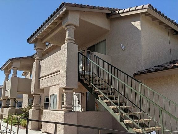 2nd image of 7808 Clarkdale Dr Unit 201