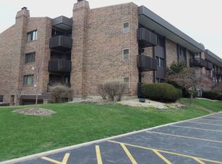1500 Woodbridge Rd APT 1H, Joliet, IL 60436