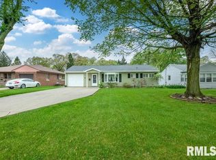 18 Cherry St, Bartonville, IL