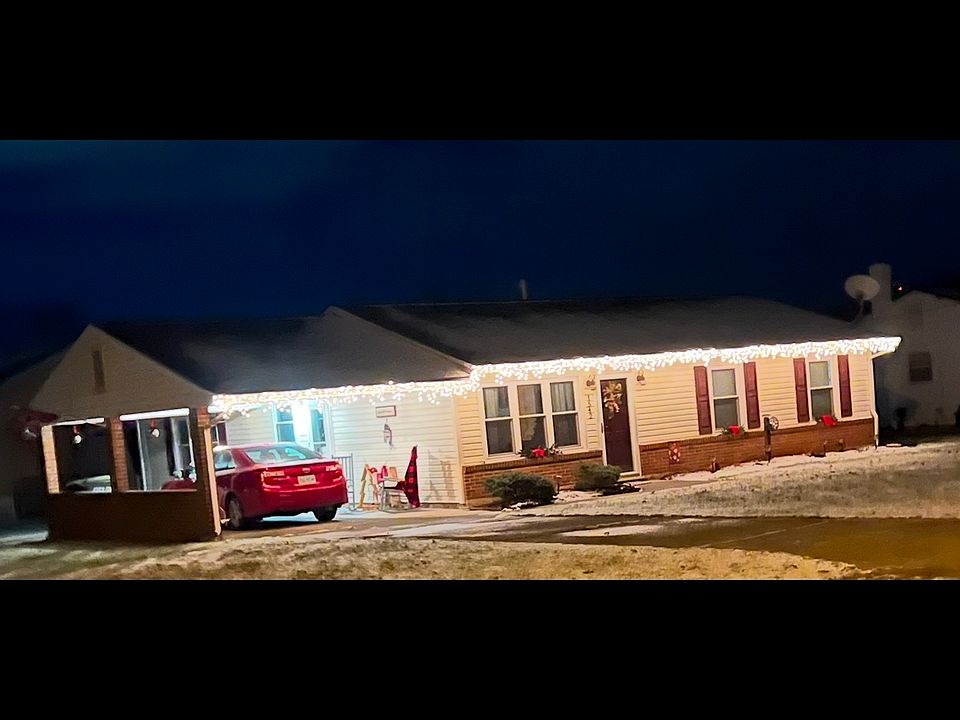 1st image of 1542 Garst St