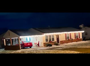1542 Garst St, Salem, VA 24153