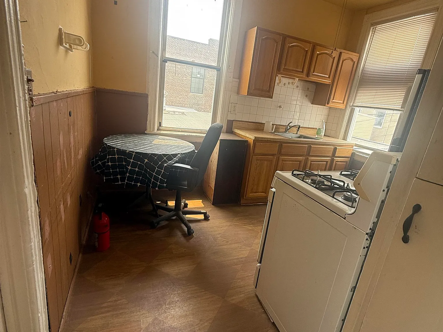2 bed, 1.0 bath, $2,600 — Photo 4