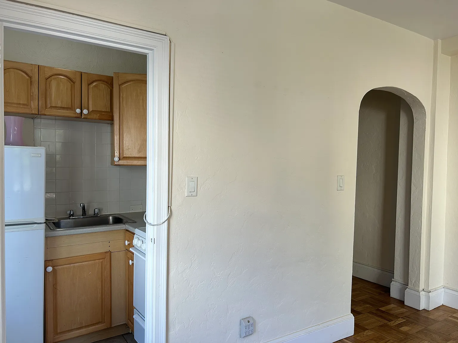 Studio, $1,700 — Photo 4