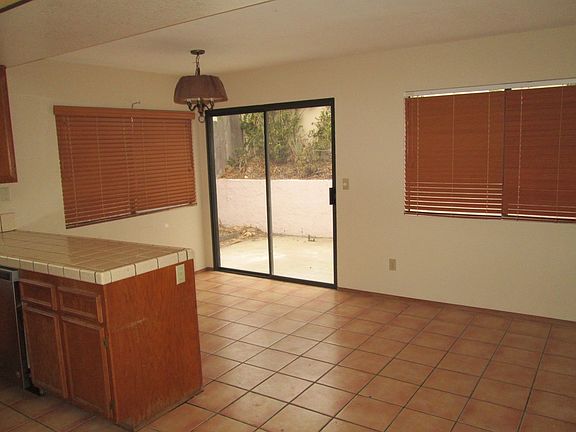 5th image of 13160 Jane Ct