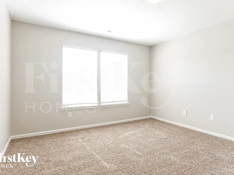 7126 Parklake Pl — Photo 13