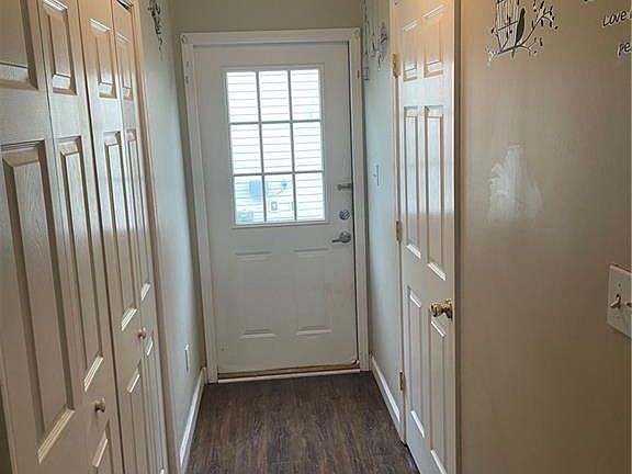 5th image of 242 Leawood CIR