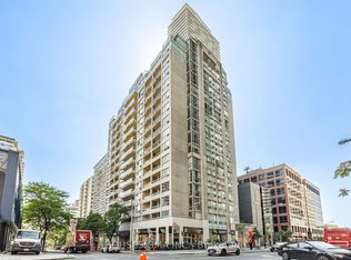 43 Eglinton Ave E #207, Toronto, ON M4P 1A2