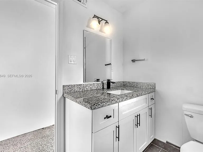 1550 SW 23rd Ct #A — Photo 20