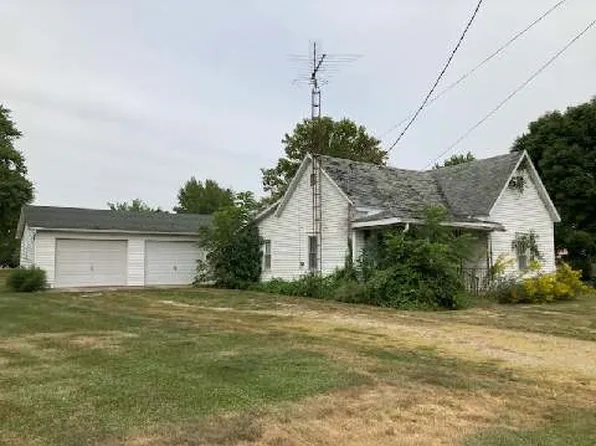 505 E Morgan St, Newton, IL 62448