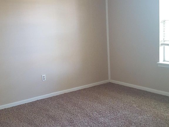 5th image of 2008 Angelina Cir