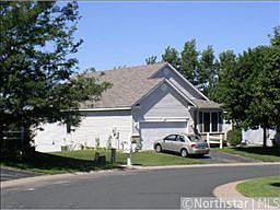 3rd image of 429 Meadowood Ln