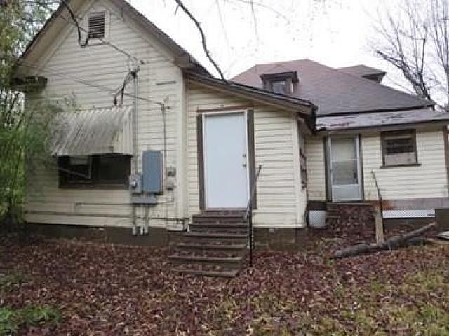 2nd image of 1608 Highland Ave